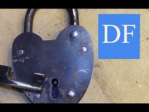 Blacksmithing Project - Making a Spare Key for a Padlock