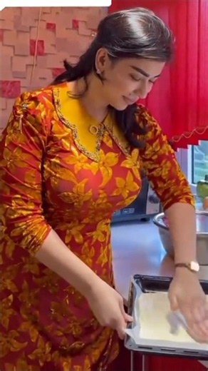 Beautiful Desi Girl ❤️#Shorts #YouTubeShorts #DesiGirl #BeautifulGirl #DesiBeauty #ViralShorts#viral