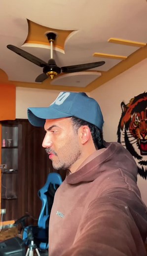 For My Kashmiri Brothers ❤️😘#pindiboys #burgerboys #foryoupage #foryou #fypシ #foryoupage #viralvideo #unfrezzmyaccount #100k #watsapp