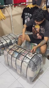 54K views · 496 reactions | Sps white label vintage t shirt bale review #wholesalevintageclothing #wholesalevintageclothingthailand #wholesalevintagecothing #wholesalevintagewarehouse | Sps vintage clothing | Facebook