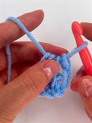 Ejercicio básico de crochet para practicar en casa