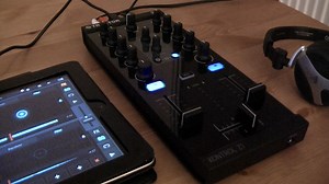 Native Instruments Traktor Kontrol Z1 hands-on review