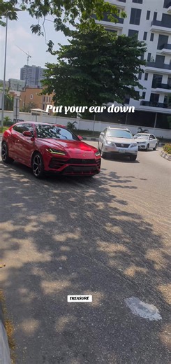 Lamborghini Urus: The Ultimate Luxury SUV Experience