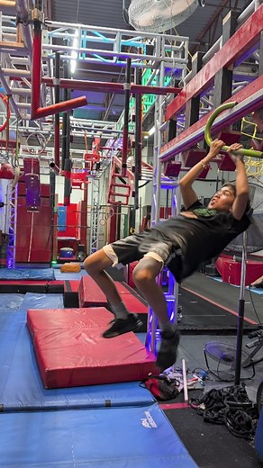 Walter Bowers on Instagram: "Precision Training with the Cane: 3 in a row!? 🎯🎯🎯 Thanks Daniel and @305ninjaacademy for having us! #ninjawarrior #challenge #obstacles #ninja #precision #extremesports #canetech"