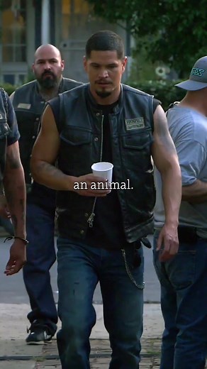 As we prepare for another Season of Mayans, here’s a look at what it took for me to get my body right for EZ Reyes. Who’s excited for Mayans MC Season 5?! #workingout #actor #mayansmc