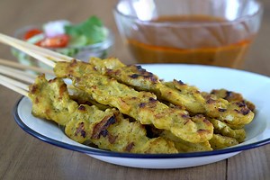 Auténtico Pollo Satay estilo Thai | Kwan Homsai