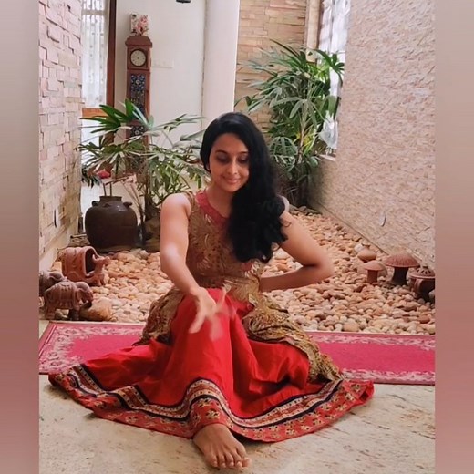 Dr.Janaki M Omkumar on Instagram: "I hardly know what the lyrics mean and look at all the melodrama 😂😂 @mekholabose inspired ♥️ @_ardra.sibi_ stole your track and a teeny bit of the choreo🤭"