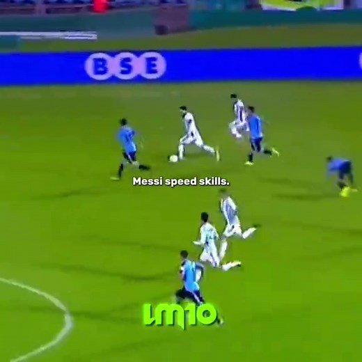 Unbelievable Messi Speed Skills on the Field