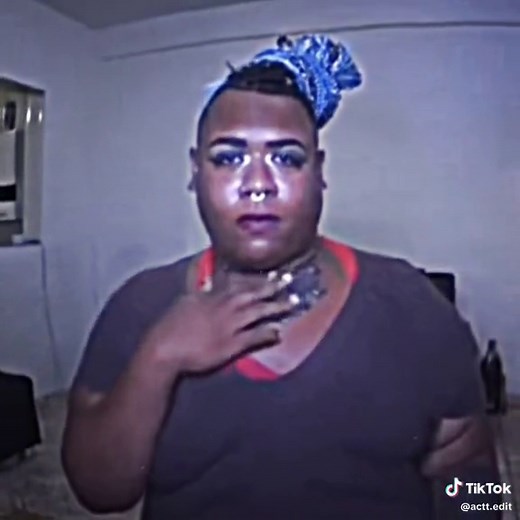 Quem é a Ygona? Descubra essa lenda intrigante.