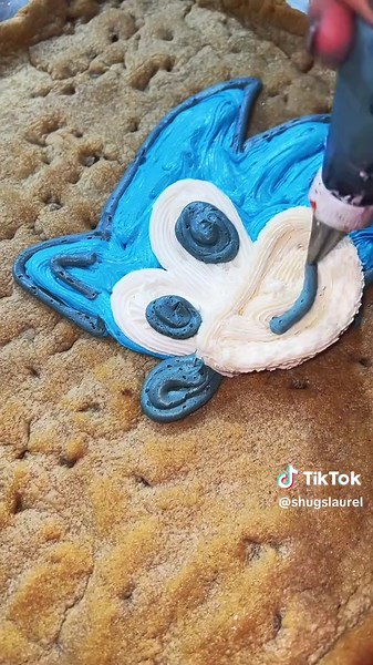 Sonic Cookie Cake Decorating Guide