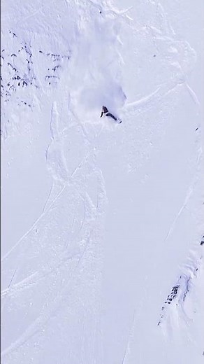 We were on the edge of our seats, but Enzo Nilo stayed on his feet 😳