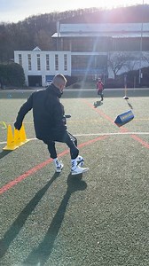 Mastering tricky rebounds with confidence 💪 The T-PRO BallDeflector is perfect for goalkeepers and outfield players to improve passing, first contact and ball handling. ⚽️ 🔥 🔍 Ball deflector: 2677 🔍 Free-kick dummy: 2080 🔍 Training dummy: 2029 🎥 @coach_mesut #football #soccer #balldeflector #balldeflector #freekickdummy #footballdummy #sport #kidssport #footballlove #kidstraining #goalkeepertraining #goalkeeperskills #fieldplayer #juniorfootball #bambinifootball #kidsfootball #kidstraining