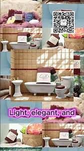 Marshmallow Hibiscus Soap from Soapfully Yours Soaps #soapfullyyourssoaps #handmadesoaps #soapart