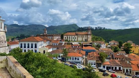Riding a motorcycle from Rio de Janeiro to Ouro Preto along the Royal Route