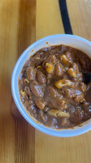 ☔️ Rainy days call for comfort food — and our new Chili Mac delivers! Creamy mac & cheese meets hearty chili for the ultimate warm-up bite. | Beach Hut Deli Bend | Facebook
