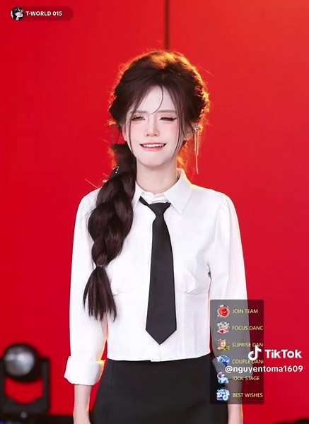 Bé Ahri Nhảy Như Thế Nào Trong Tworld015?