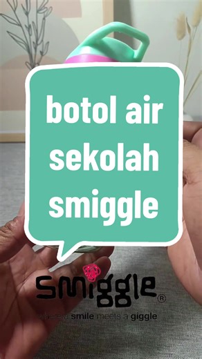 BOTOL AIR sekolah by Smiggle: 4 Size Options, 70 Designs Available