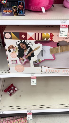 All I want for Christmas is this guitar #christmas #guitar #christmasguitar