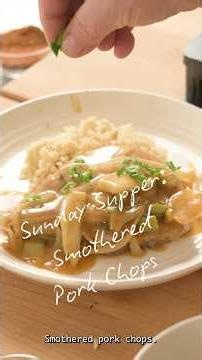 Sunday Supper with Emeril: Smothered Pork Chops