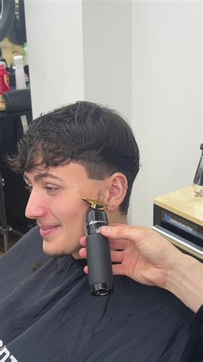 Guide to Forward Graduation Haircuts for Men