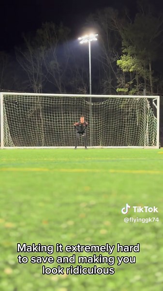 Saving Knuckleballs! #soccer #football #goalie #keeper #goalkeeper #beautifulgame #knuckleball #saves #goalkeepertraining #goalkeeping