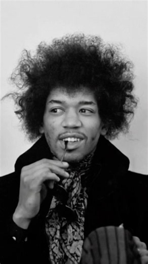 Jimi Hendrix- Purple Haze #vinyloftoday #jimihendrix #purplehaze #vinylrecords #vinyloftheday