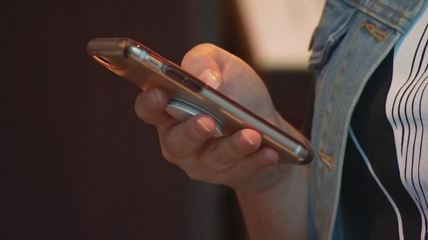 'Infinite workday': Emails, calls, and looming tasks follow after day's end