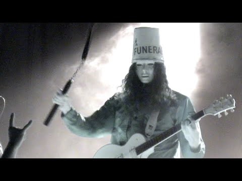 BUCKETHEAD - Guitar & Nunchucks (live) Cabooze - Minneapolis, Minnesota 06 April 2006 Fan Filmed