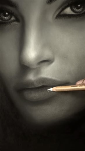 Relaxing ASMR Art Creating a Regal Portrait of the Sheba Queen