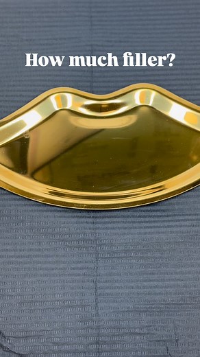 💉✨ Let’s talk filler — and why “the right amount” looks different for everyone! Here’s the truth: there’s no one-size-fits-all when it comes to dermal filler. The perfect amount depends entirely on your unique facial anatomy, skin structure, and aesthetic goals. Some people have stronger bone structure or more facial volume naturally, while others may need a little more product to achieve balance and harmony. It’s not about how much filler you get — it’s about strategic placement and customized