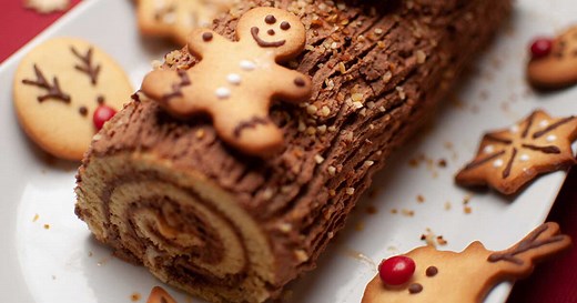 Bûche de Noël de Cyril Lignac : la recette prête en moins de 30 minutes qui va bluffer vos invités