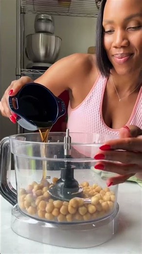 You NEED to try this edible cookie dough Its safe to eat raw + good for you too! Protein-p