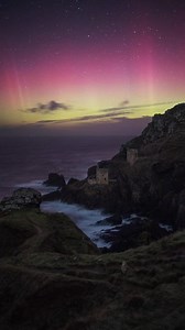The Northern Lights at Botallack Crown Mine, Cornwall, UK ✨ A few hours spent under the dark night sky of West Cornwall 🙌 #auroraborealis #northernlights #aurora #cornwall #uk | Aaron Jenkin Photography