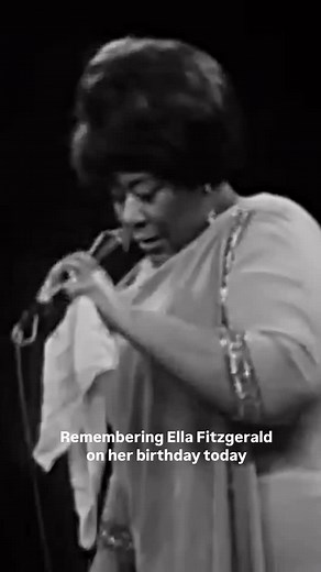 A Fabulous Performance of Summertime by the Queen of Jazz, Ella Fitzgerald. Ella Fitzgerald - Summertime #acapella #VocalsOnly #vocals #Voice #voceux #Jazz #EllaFitzgerlad | Voceux