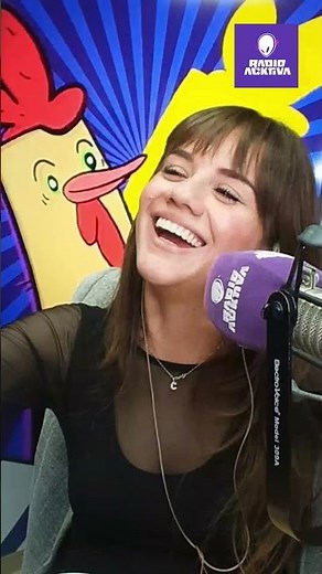 The types of kisses El Gallo likes: black kiss and pink kiss? | El Gallo