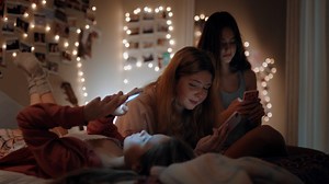 Teens spend almost ALL their time online, new research shows