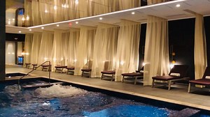 ⭐ Every star deserves a relaxing Hollywood-style treatment to rejuvenate and achieve total wellness. The #PHSpa ($) is now premiering near the main plaza! 😌 -- 🎬 Toda estrella merece un tratamiento relajante de primera para rejuvenecer y llegar a alcanzar la completa satisfacción. Presentamos nuestro PH Spa ($), ubicado cerca de la plaza principal😌 ⭐ | Planet Hollywood Cancun By Royalton