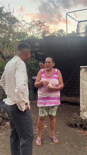 Quiero ver esos que dicen ser creadores de contenido que se vengan a meter a los cantones. Casa por casa ayudar a las personas que necesitan#usa🇺🇸 #elsalvador🇸🇻 #paratiiiiiiiiiiiiiiiiiiiiiiiiiiiiiii #viral #everyone