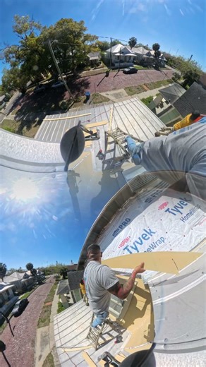 Teaching angle roof cuts with a diverter pro work precision clean execution siding Tampa contractor