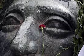 Athens Polytechnic Uprising commemorated for the 42nd year with extra police (vid) - ProtoThema English