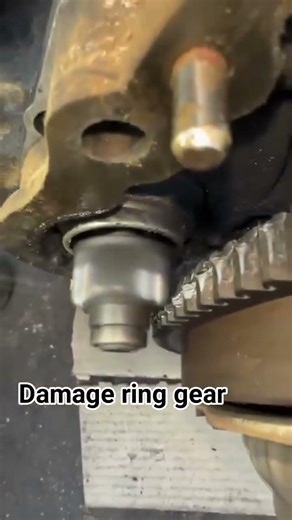 Damage flywheel gear