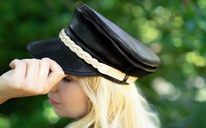 Creative Awl手工制作提琴手帽Fiddler Cap