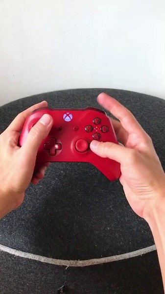 Cómo Sostener El Control De Xbox Con Estilo