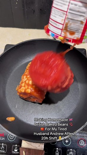 Homemade British Baked Beans Recipe for Breakfast
