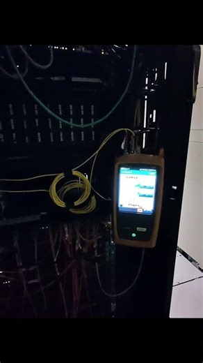 Using Fluke DSX to certify our single mode fiber #fiber #fiberoptics #flukenetworks #singlemode