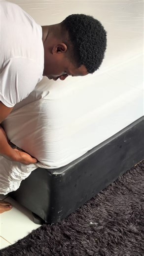 Mondays are always for a room reset#fypシ゚ #cleanspace #cleaning #zim