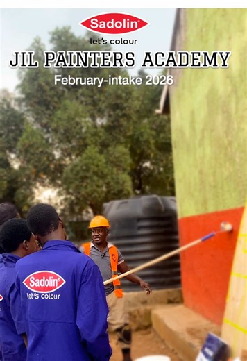 How to Use a Roller Brush for Painting Effectively