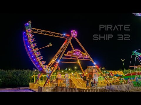 PIRATE SHIP 32 SEATS