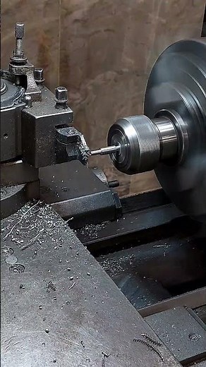 Smooth Cuts, Tight Tolerances — Machining a Steel Bushing That Just Feels Right