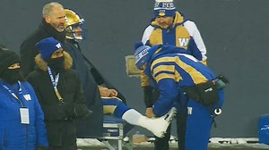 Blue Bombers Zach Collaros leaves western final with injury